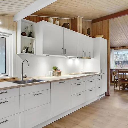 Four-bedroom In * スタイ