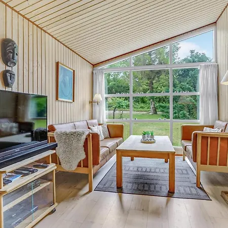 Four-bedroom In Ferienhaus